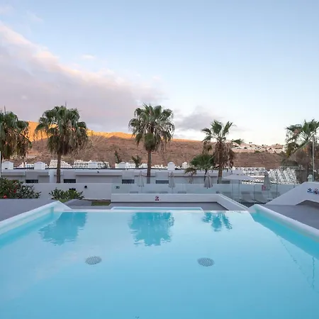 Apartamento 2br Private Terrace House - Solarium & Pool *